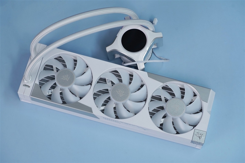 这就是满分水冷了!鑫谷昆仑II 360 ARGB评测:超高颜值还能给主板降温9度