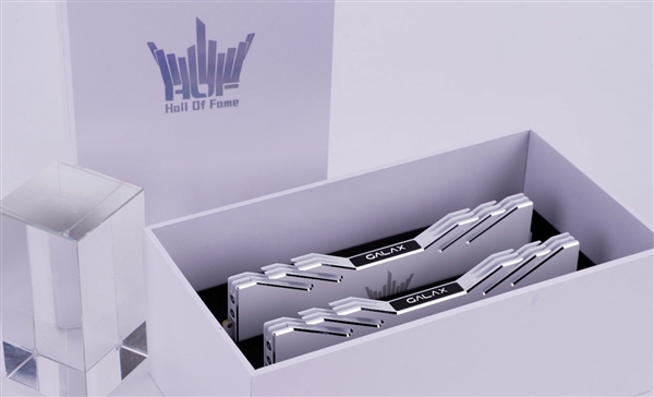 经典旗舰再升级！HOF CLASSIC DDR5系列内存正式发布