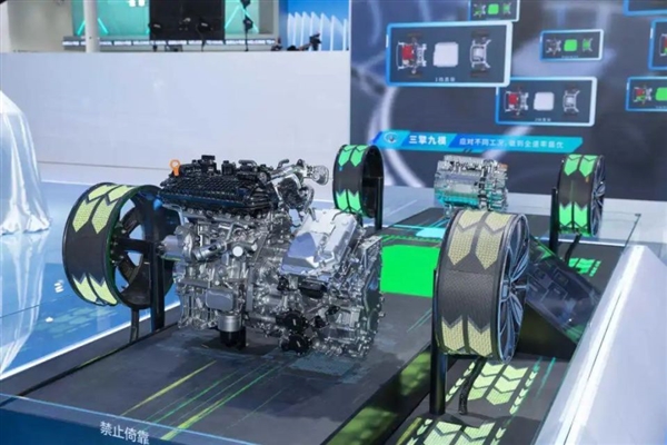 “十年内没有对手”？长城混动新车硬刚比亚迪 油费1毛4