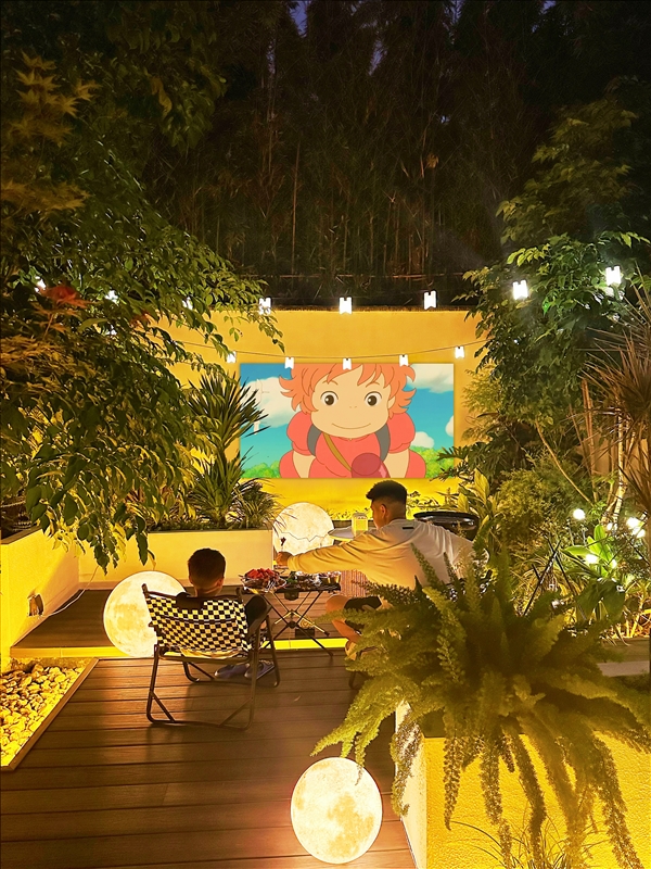 618新品投影仪就选哈趣H2 轻松享受电影盛宴！