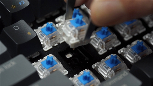 哎~就是玩！究竟什么是键盘热插拔 个性定制由你来造