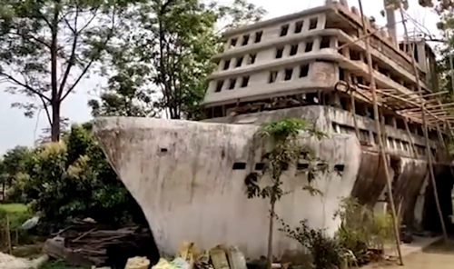 泰坦尼克号在印度上岸了？有老哥花光150万亲手造了一艘！