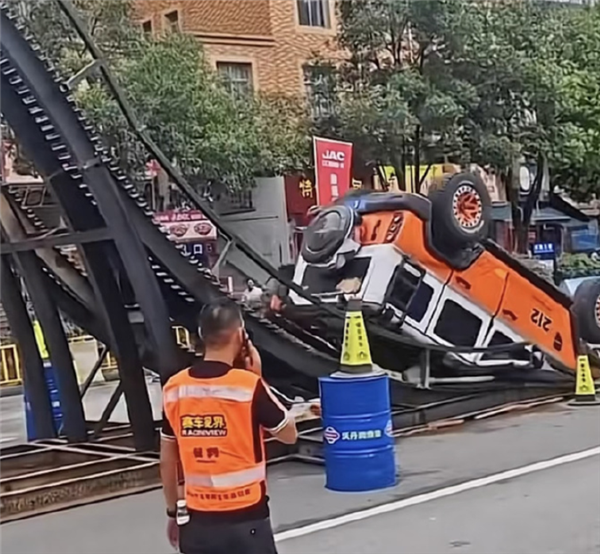 车圈最强流量密码！现在只有俩字：换壳