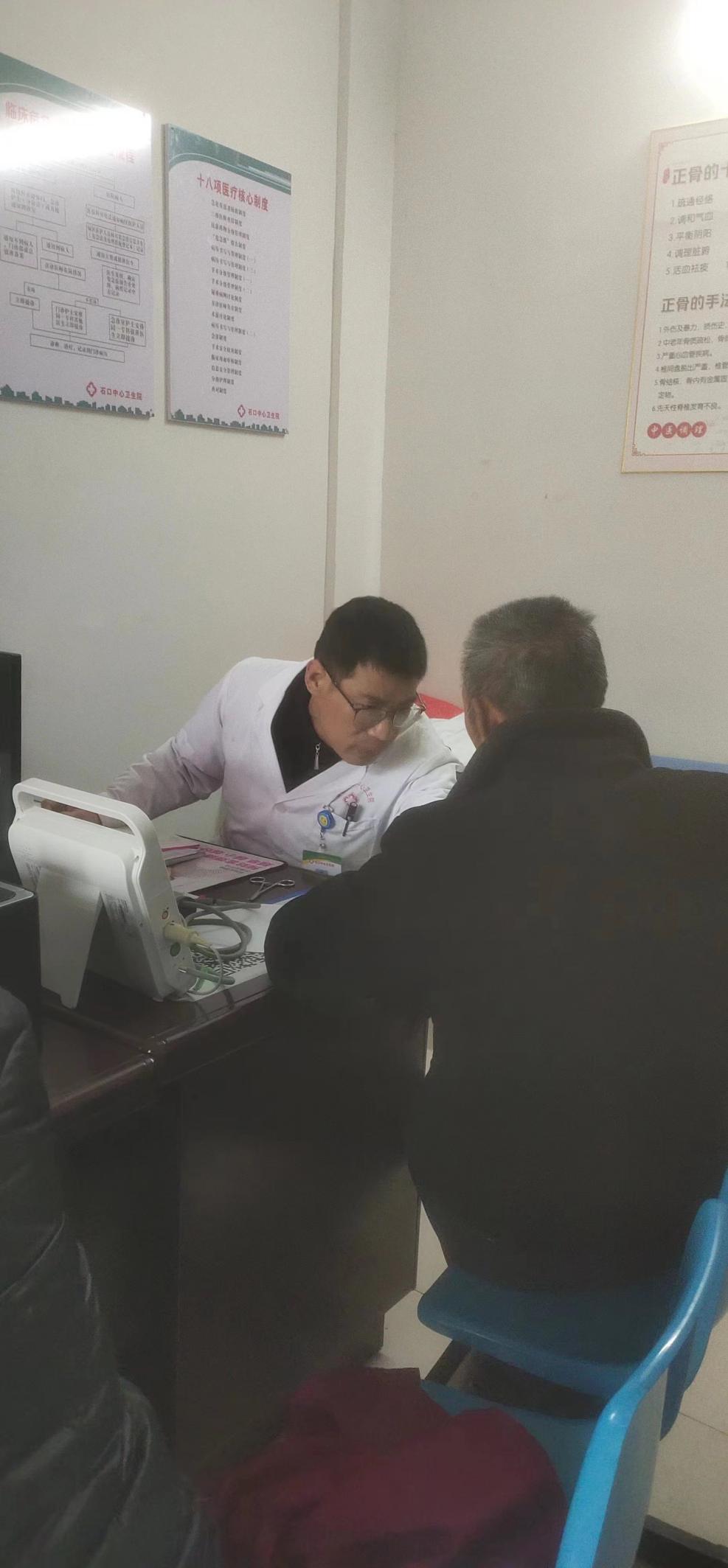 【新春走基层】鄱阳湖之滨的健康“守门人”：坚守“医”线不打烊(图3)