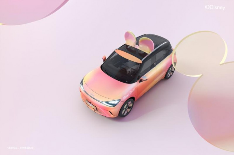 携手迪士尼中国灵动出“奇”，smart米奇限定艺术车魔都首秀(图5)