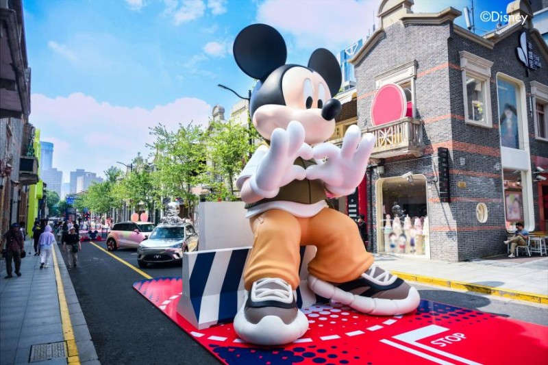 携手迪士尼中国灵动出“奇”，smart米奇限定艺术车魔都首秀(图7)